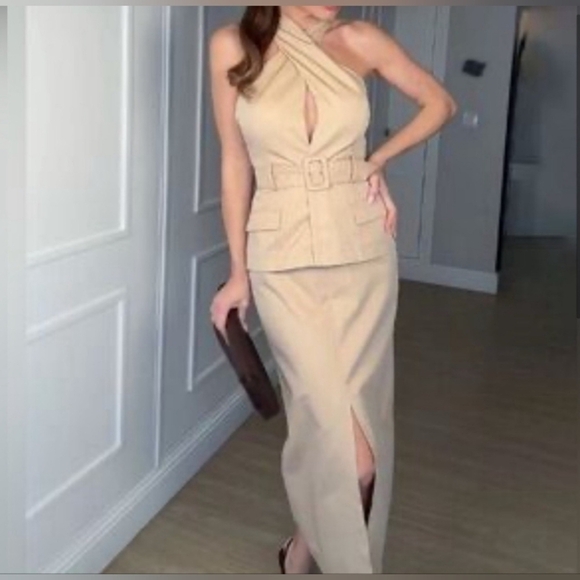 Zara Crossover Midi Dress With Belt - Picture 7 of 9